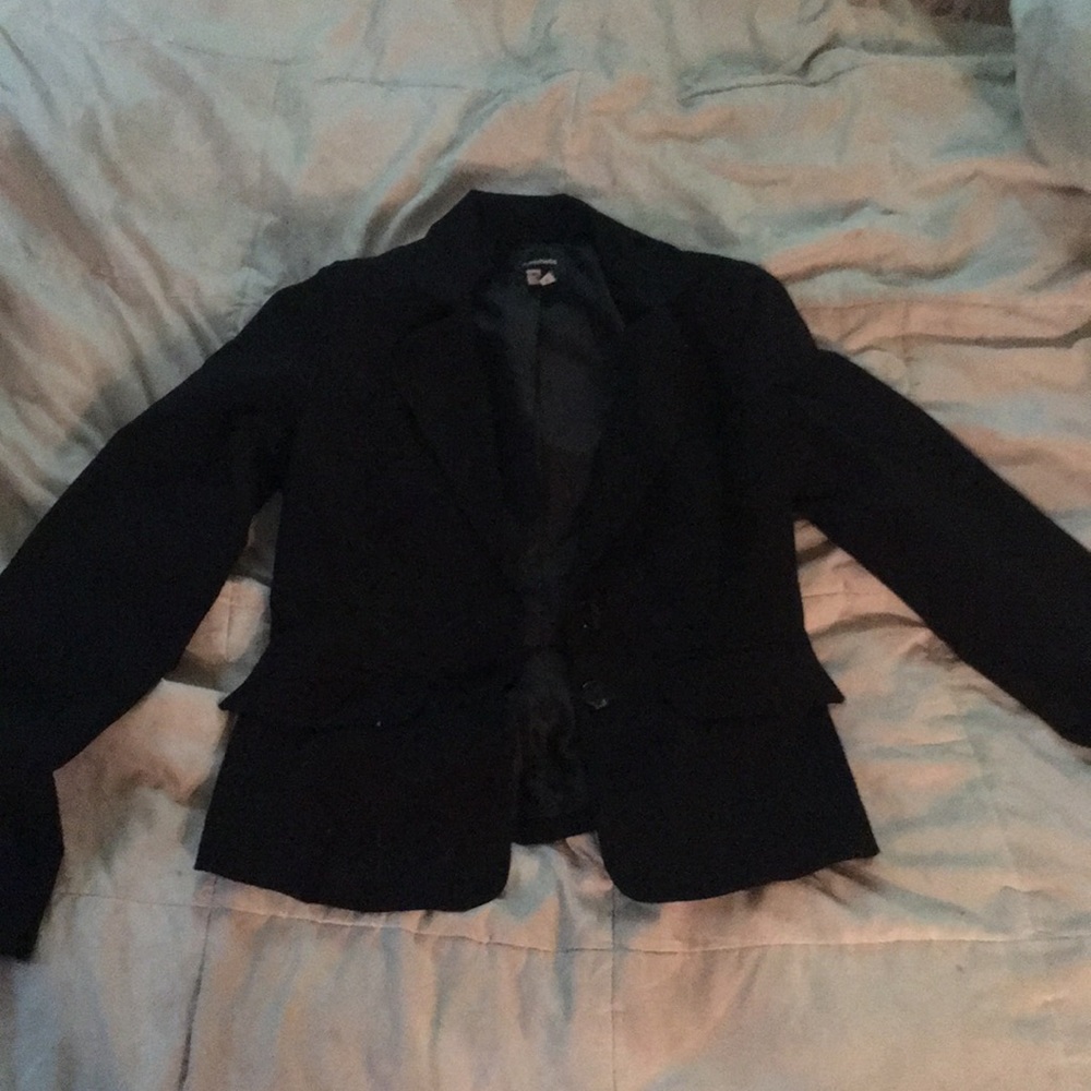 Black fitted blazer